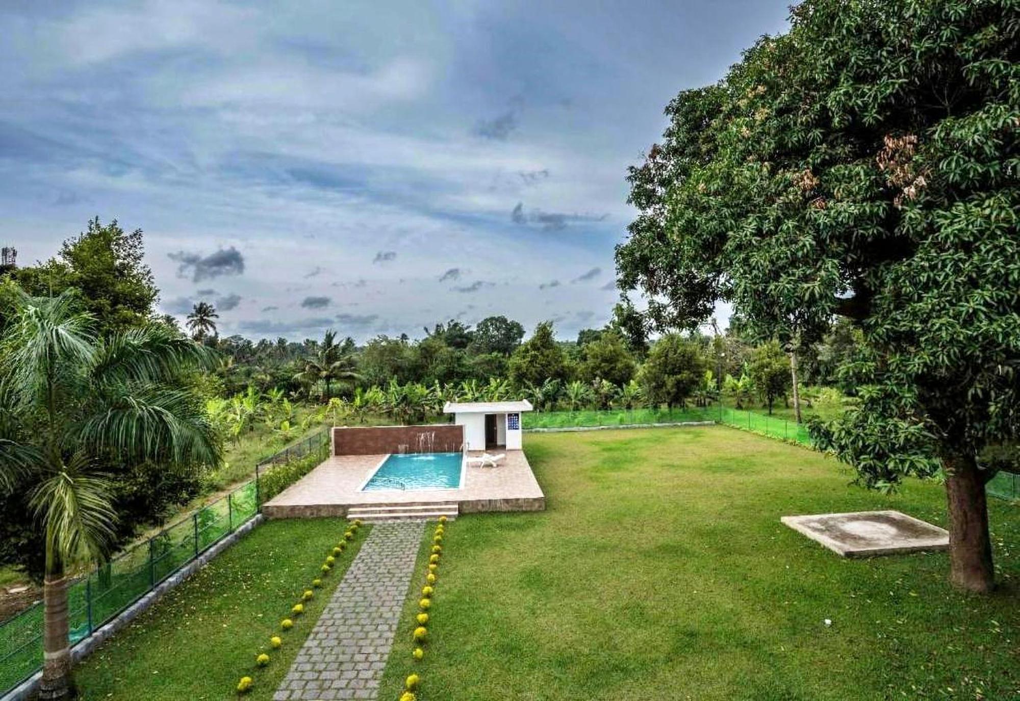 Nadhiyoram River Retreat Kochi Exteriör bild
